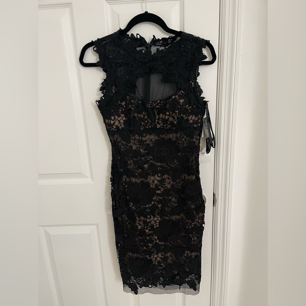 Betsy & Adam Black and Cream Bodycon Halter Midi Dress